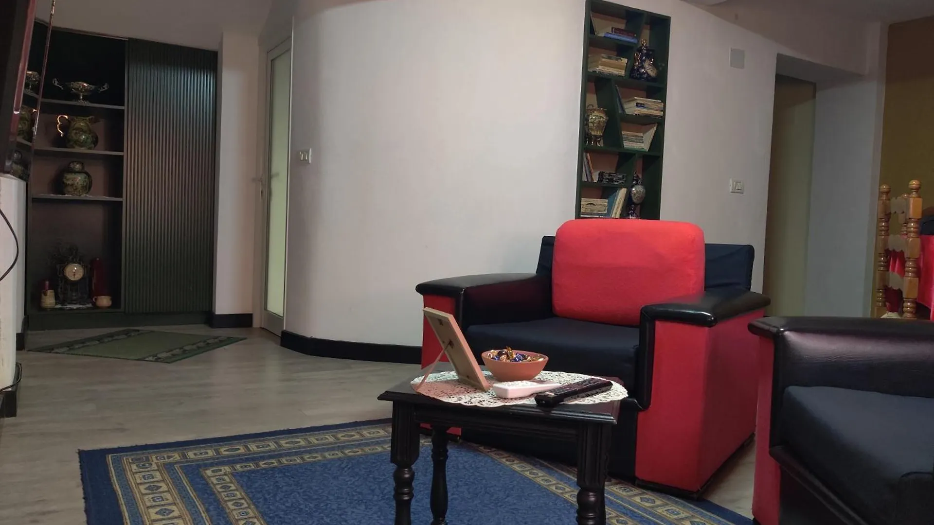 Otam Villa بورغراديك